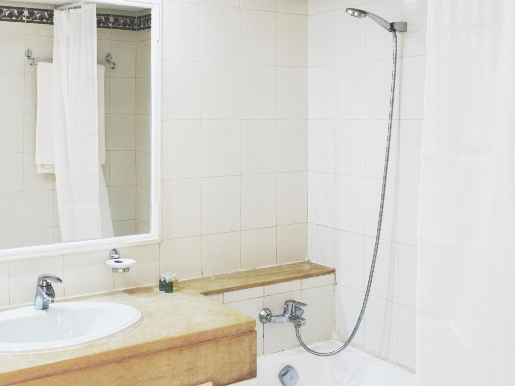 Hotel Bougainvillier Djerba 塔格梅斯 外观 照片